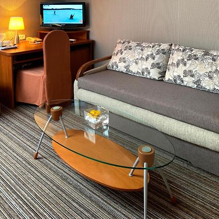 Economy Room In Hotel Eney Лвив Екстериор снимка